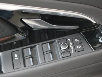 Range Rover Evoque S/TitanPack/ACC/AHK/20