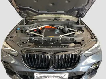 X5 xDrive45e M Sport Bowers & Wilkins AHK LED