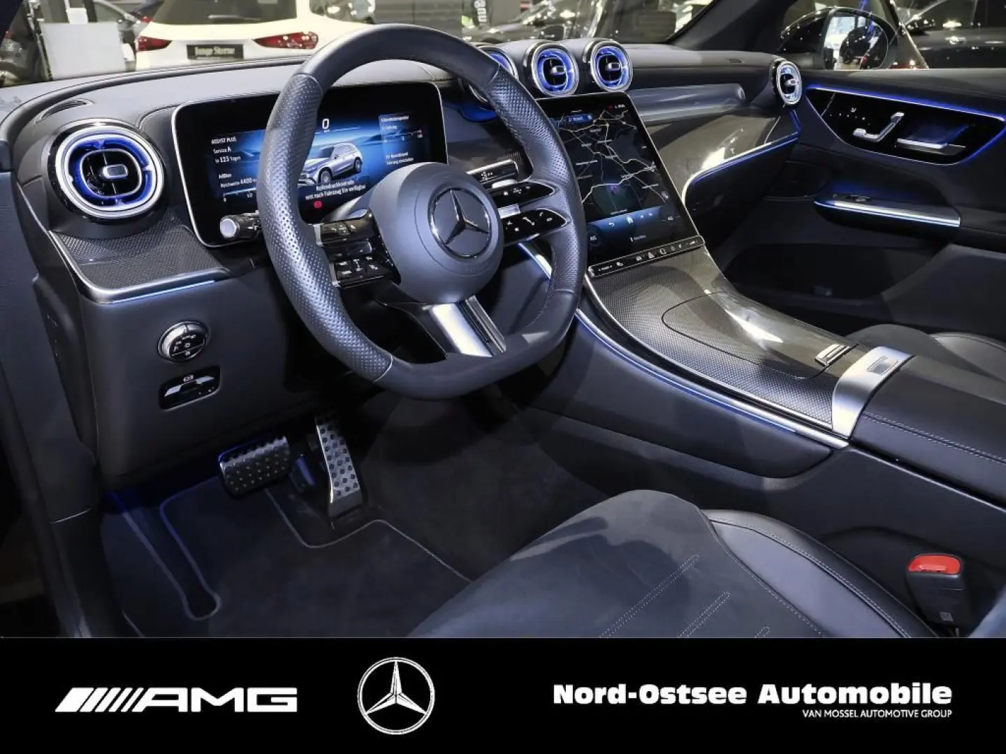 GLC 300 d 4M AMG ADV+ DISTRONIC TOTWINKEL LED