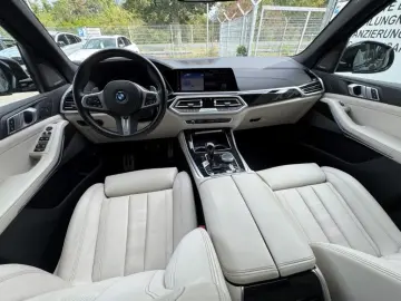 X5 xDrive 45e Sport HeadUp Panorama Navi Leder M