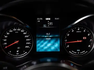 GLC 200 Coupe 4Matic*AMG-LINE*LED*NAVI*19