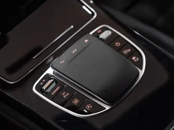 GLC 200 Coupe 4Matic*AMG-LINE*LED*NAVI*19