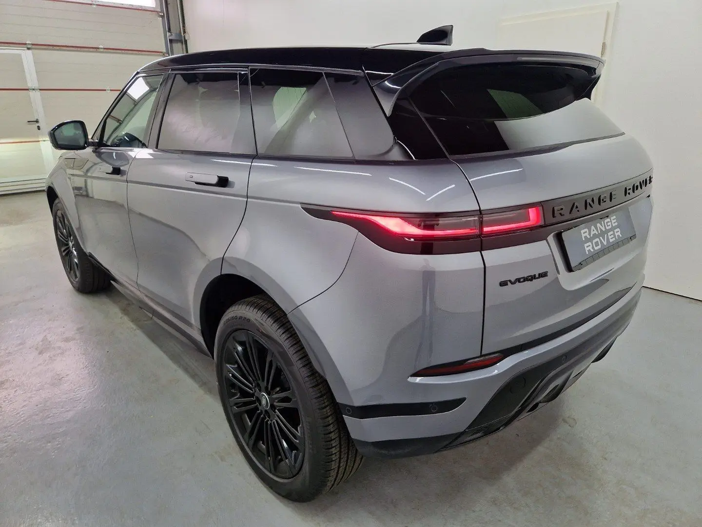 Range Rover Evoque P200 Dynamic SE Panorama