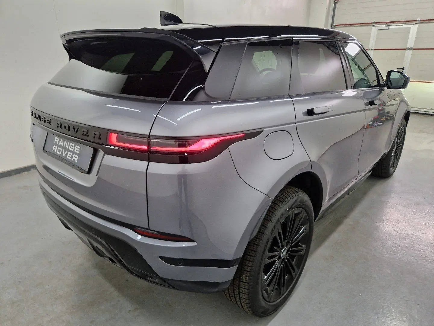 Range Rover Evoque P200 Dynamic SE Panorama