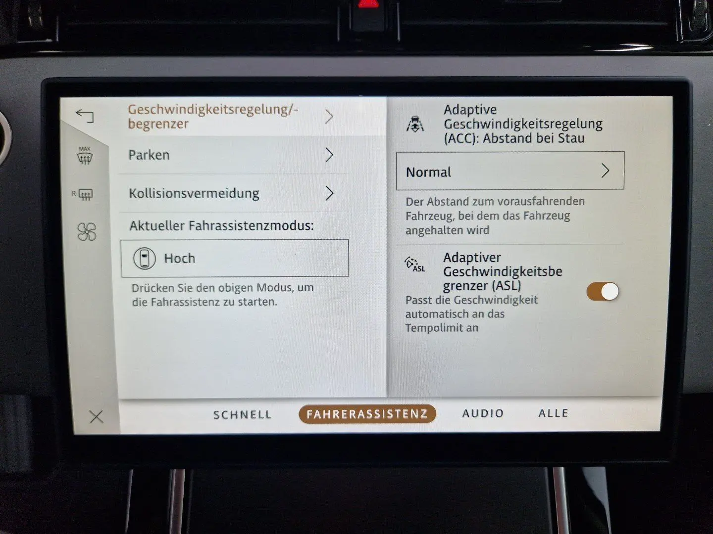 Range Rover Evoque P200 Dynamic SE Panorama