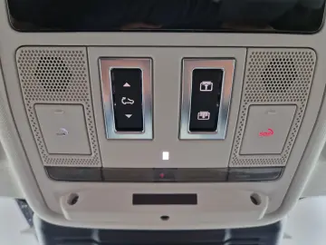 Range Rover Evoque P200 Dynamic SE Panorama