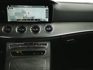 Mercedes Benz CLS 450 4M AMG Line Distronic