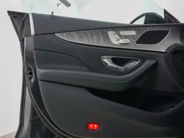 Mercedes Benz CLS 450 4M AMG Line Distronic