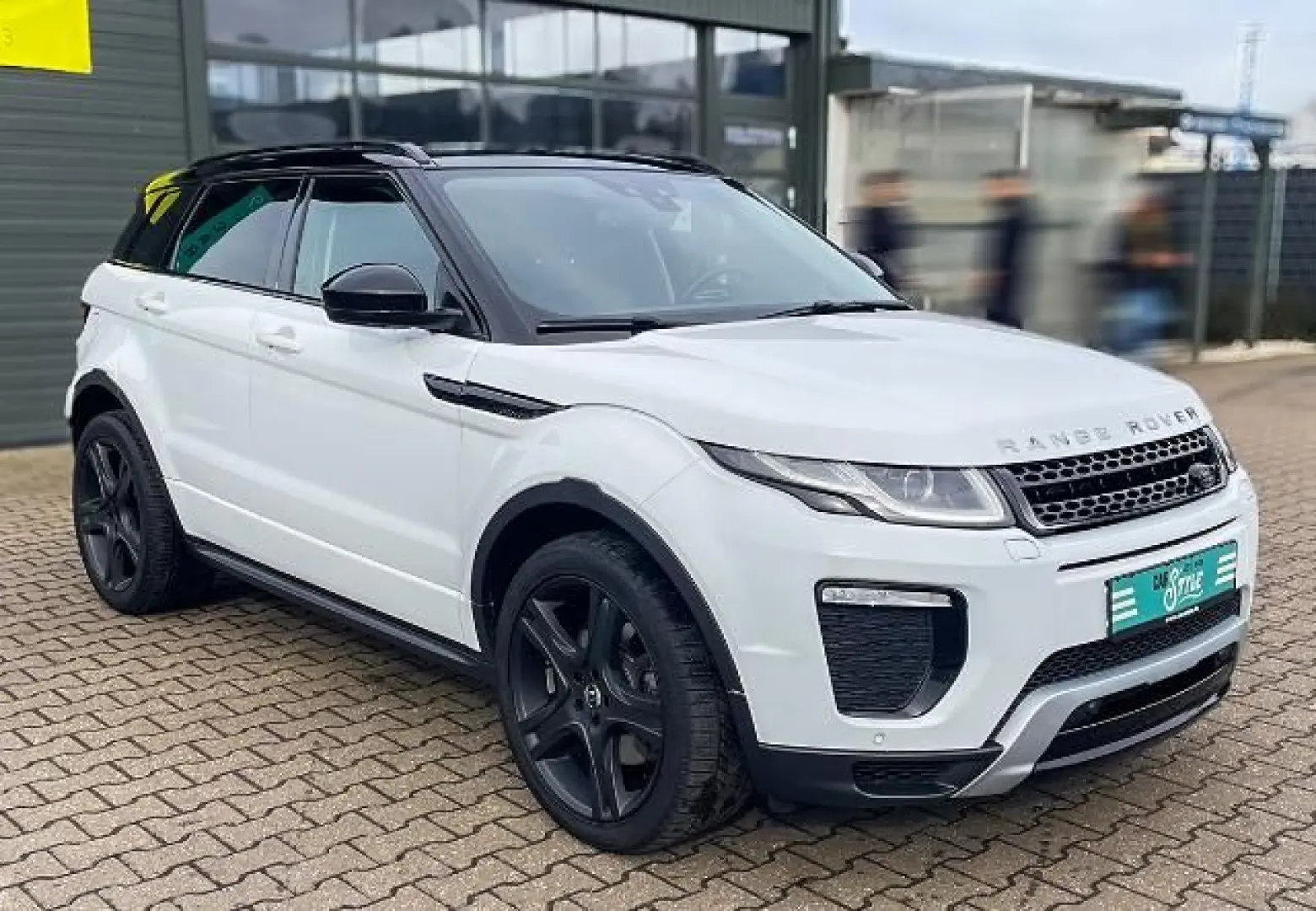 Range Rover Evoque 2.0 TD Sd4 SE SHZ NAVI RFK AH