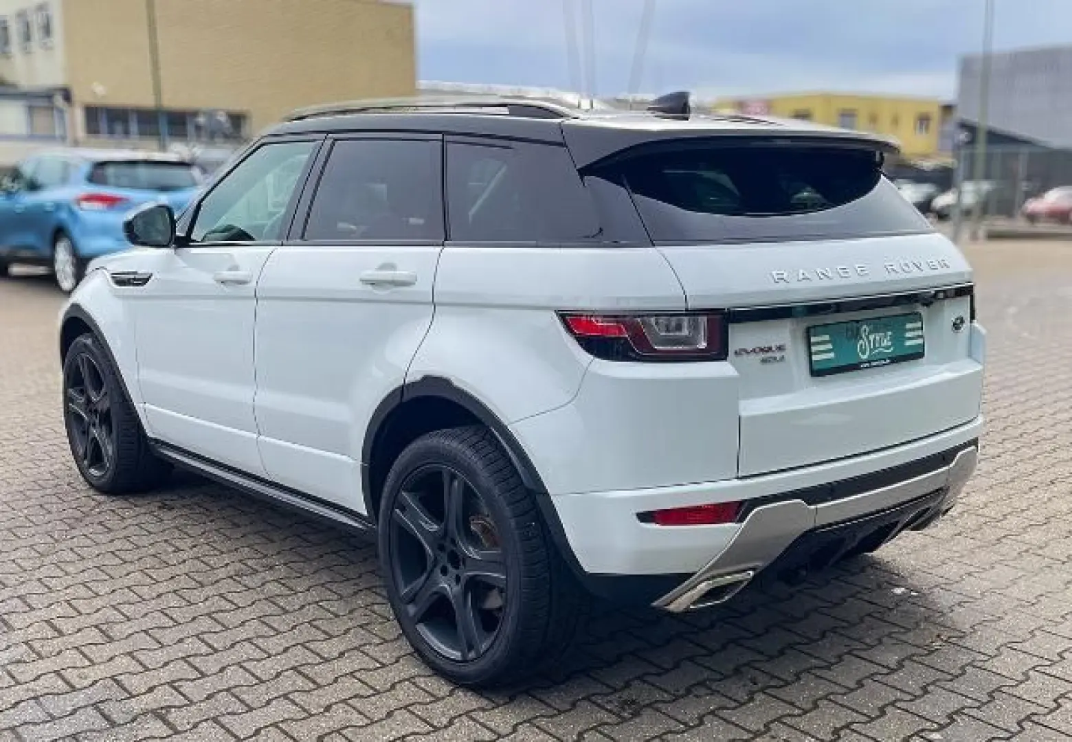 Range Rover Evoque 2.0 TD Sd4 SE SHZ NAVI RFK AH