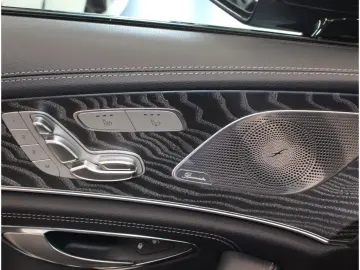 Mercedes Benz CLS 53 AMG 4Matic LED*AMG