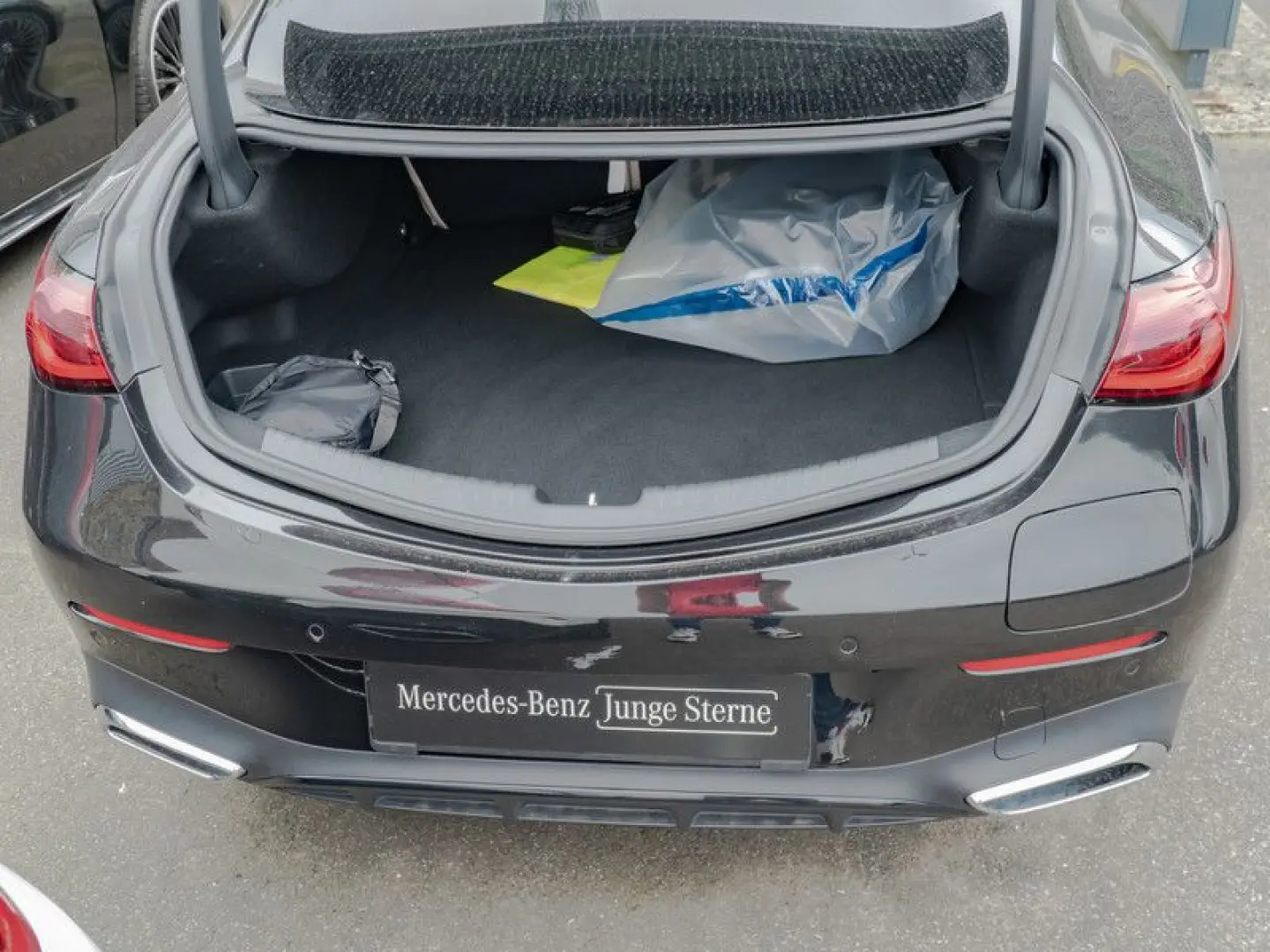 CLE 300 e AMG-Sport/Pano/Burm/Distr/Sitzklima/19