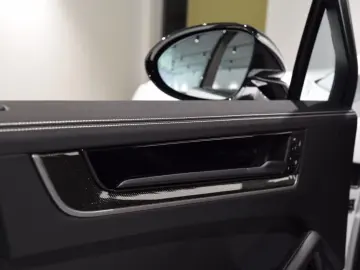 Porsche Cayenne Coupe Turbo E-Hybrid Memorie