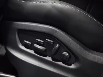 Porsche Cayenne Coupe Turbo E-Hybrid Memorie