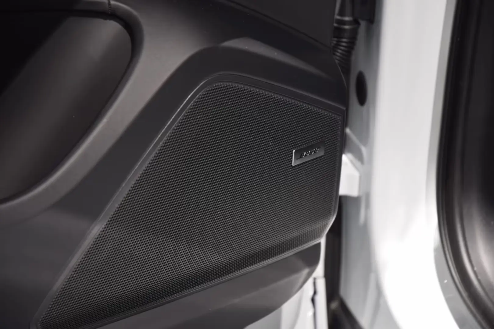 Porsche Cayenne Coupe Turbo E-Hybrid Memorie