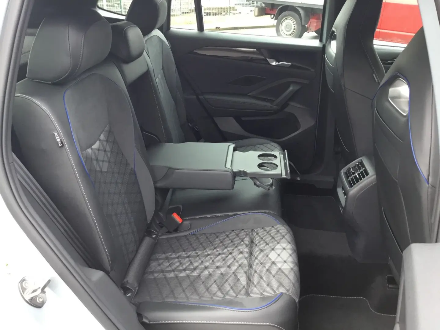 Tiguan 2.0 TDI DSG 4M R-Line+20