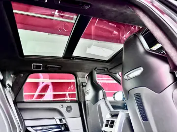 Range Rover Sport SVR Carbon Edition Pano 22Zoll