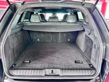 Range Rover Sport SVR Carbon Edition Pano 22Zoll