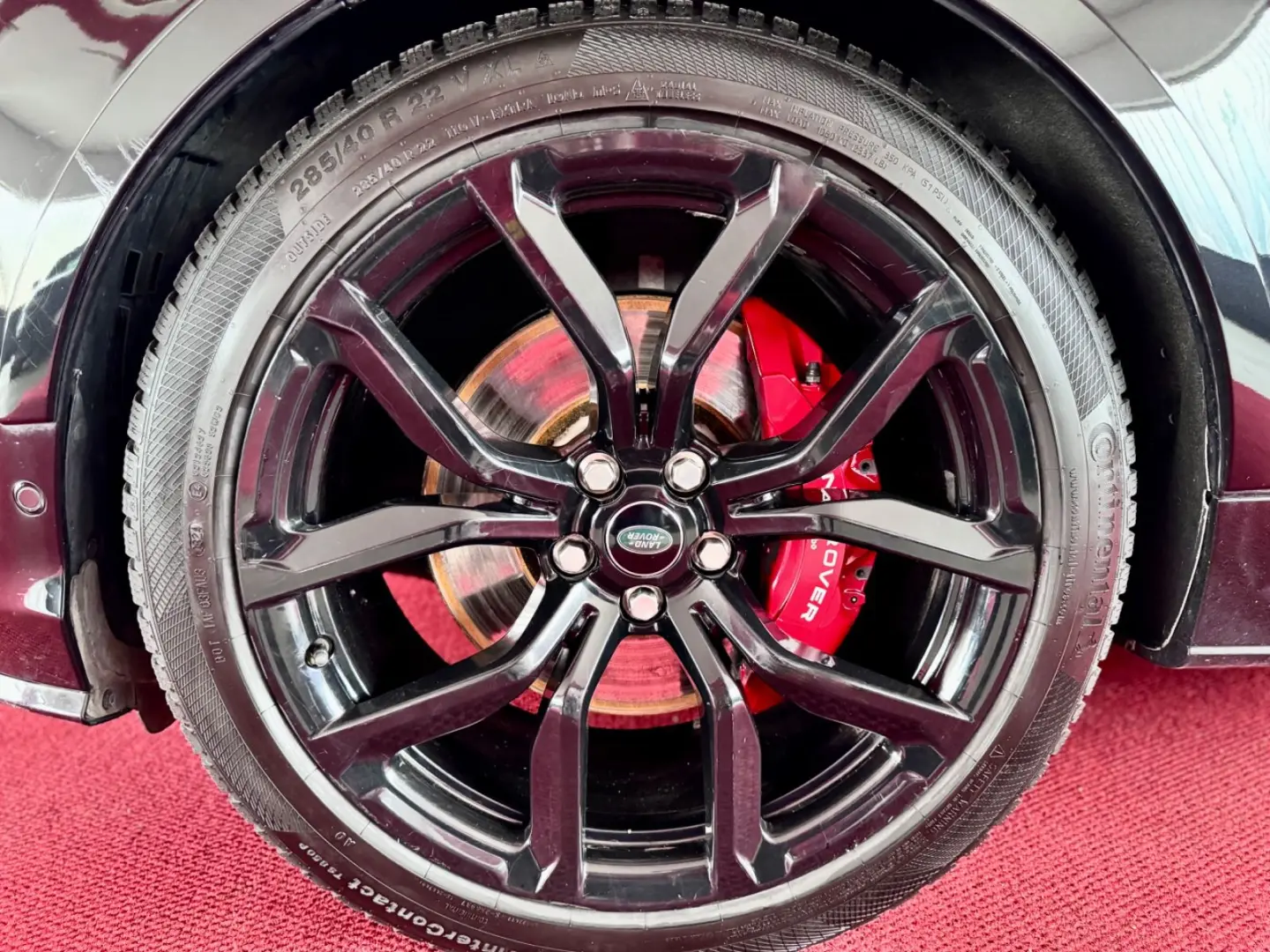 Range Rover Sport SVR Carbon Edition Pano 22Zoll