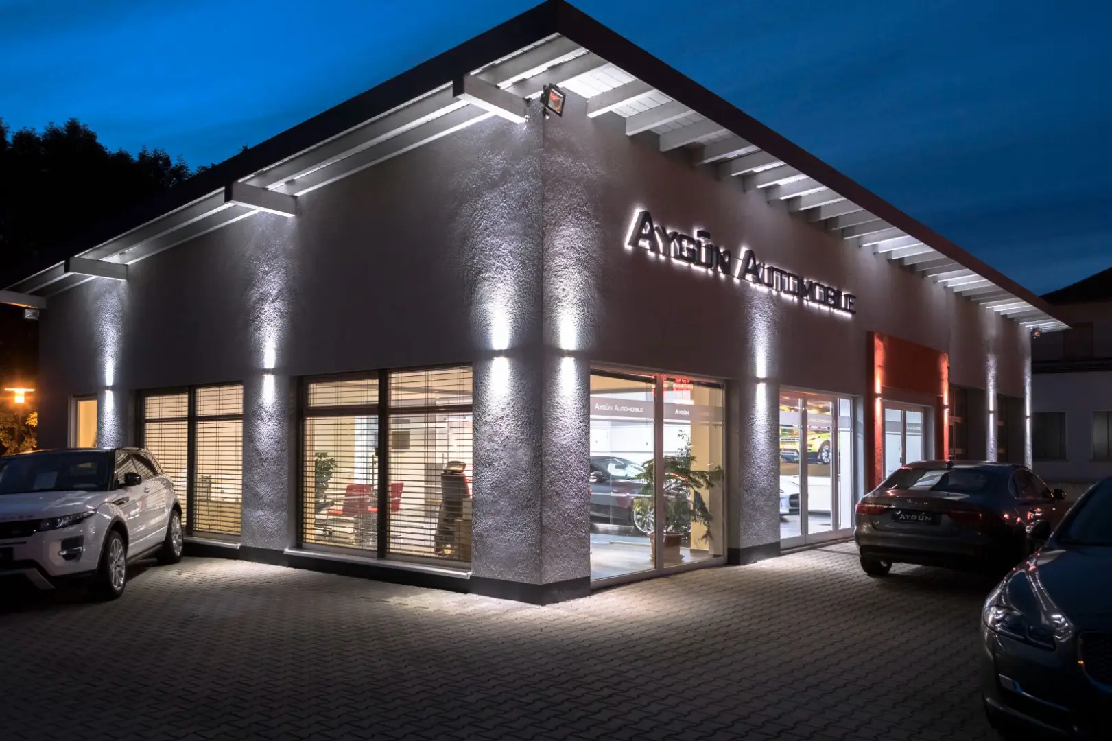 Range Rover Sport P400e HSE Standheiz Massages.