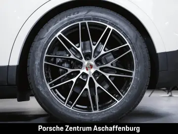 Cayenne E-Hybrid Panorama Luftfederung BOSE