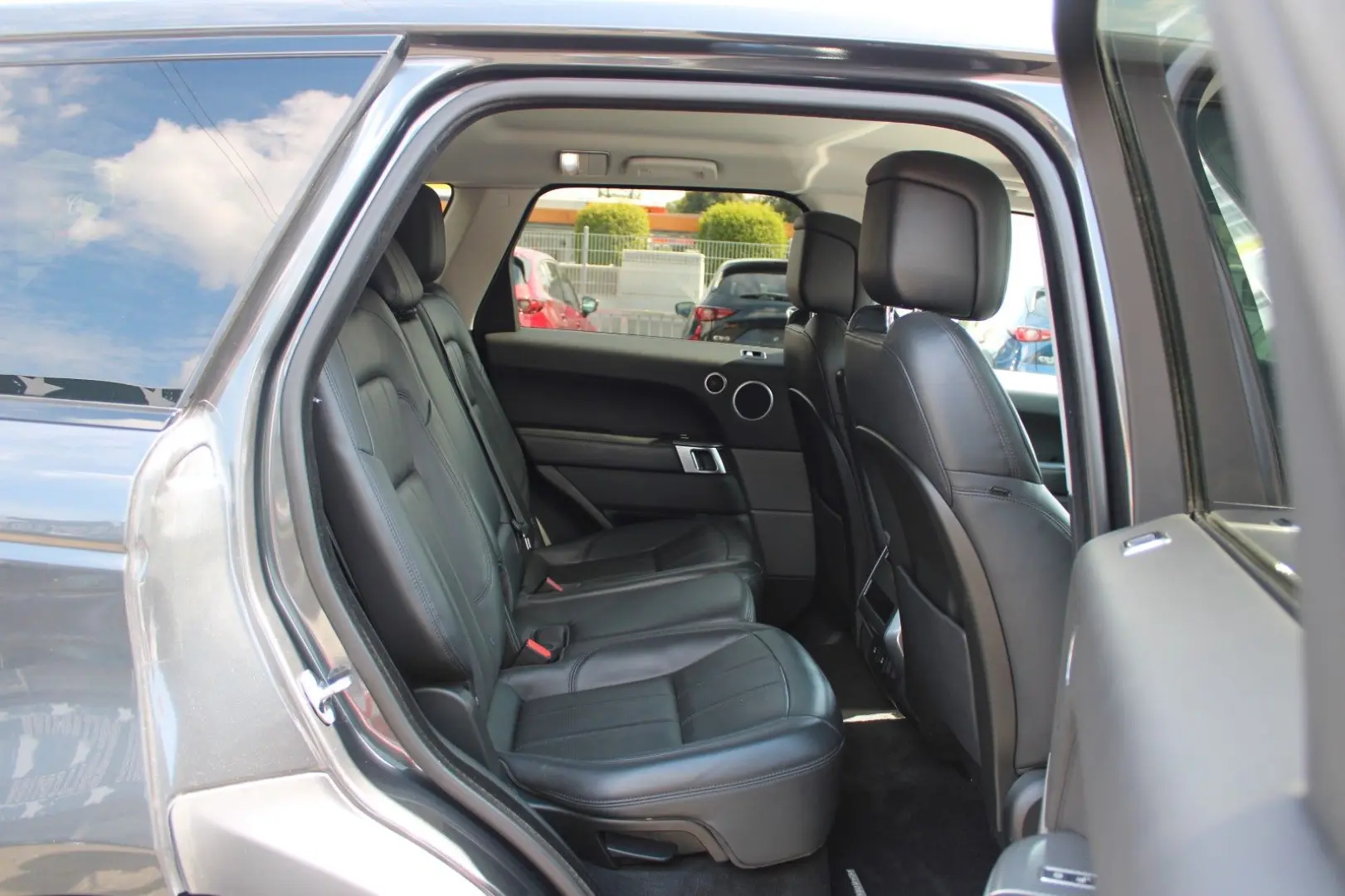 Range Rover Sport 3.0d HSE/Navi/LED/Kamera/Spu
