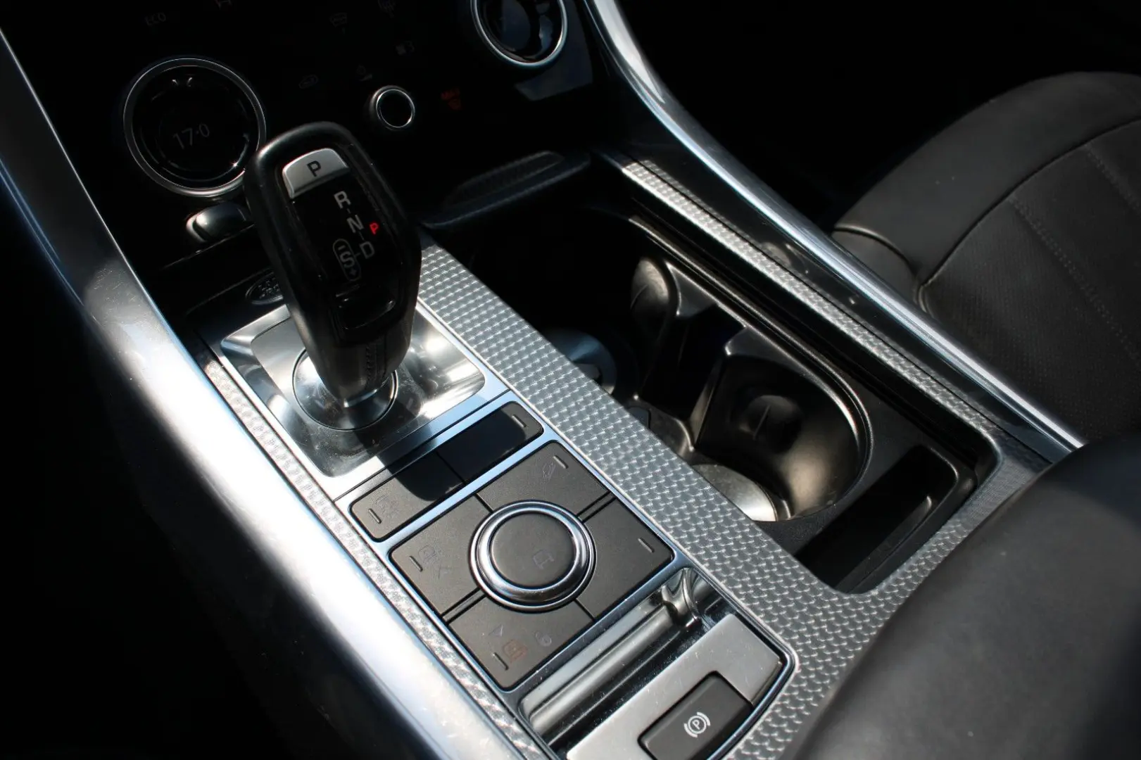 Range Rover Sport 3.0d HSE/Navi/LED/Kamera/Spu