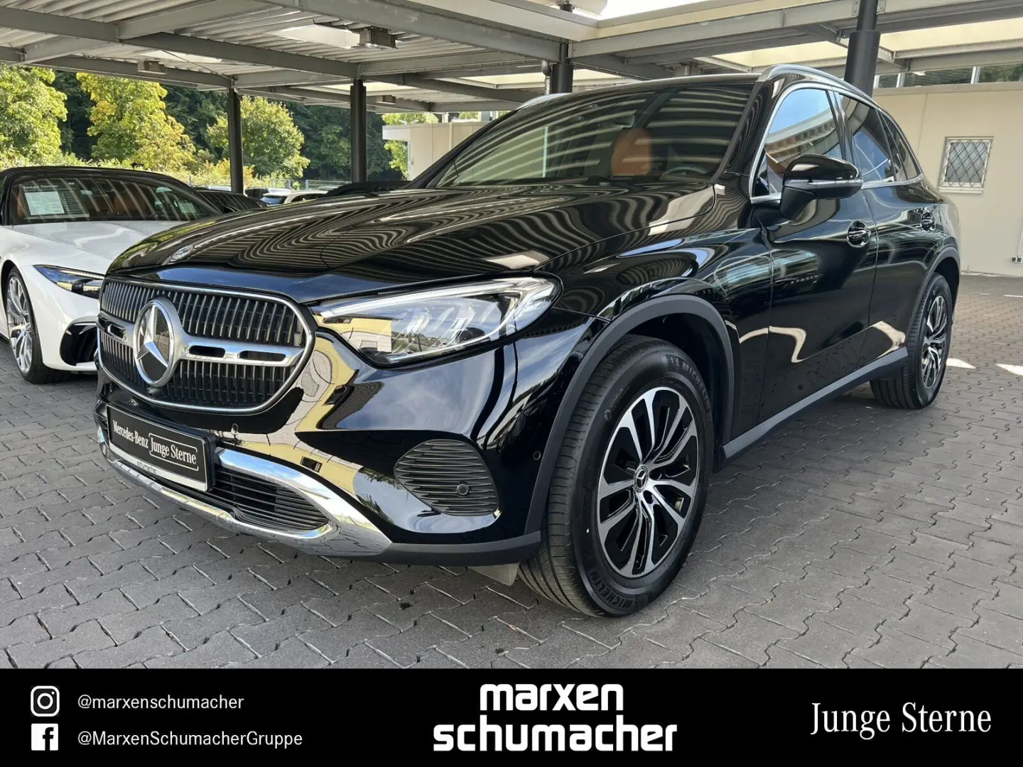 GLC 300 d 4M AVANTGARDE Siena+AHK+Chrom+Kamera