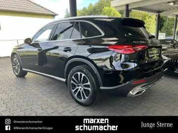 GLC 300 d 4M AVANTGARDE Siena+AHK+Chrom+Kamera