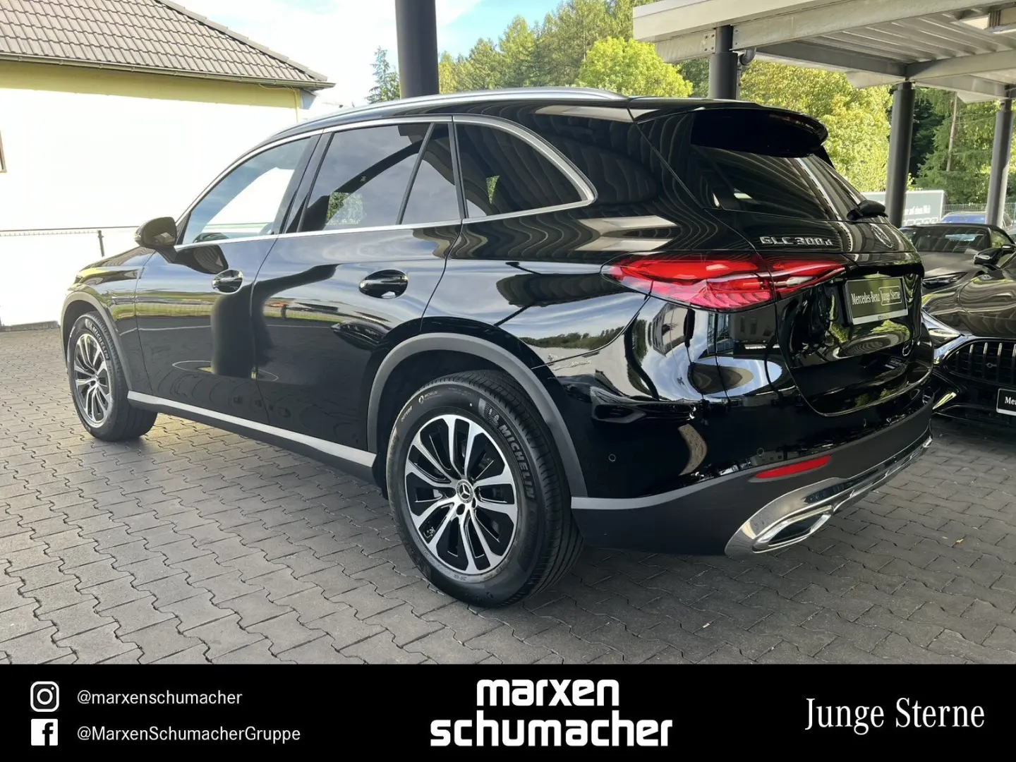 GLC 300 d 4M AVANTGARDE Siena+AHK+Chrom+Kamera