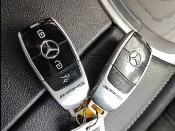 Mercedes-Benz GLC 63 AMG 4M*Pano*AirB*MBeam*