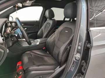 Mercedes-Benz GLC 63 AMG 4M*Pano*AirB*MBeam*