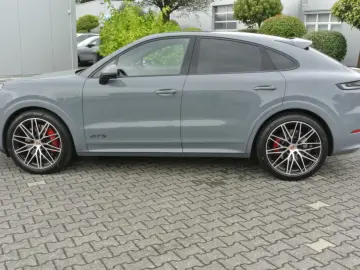 Porsche Cayenne Coupe GTS, afișaj artik / 3, 22