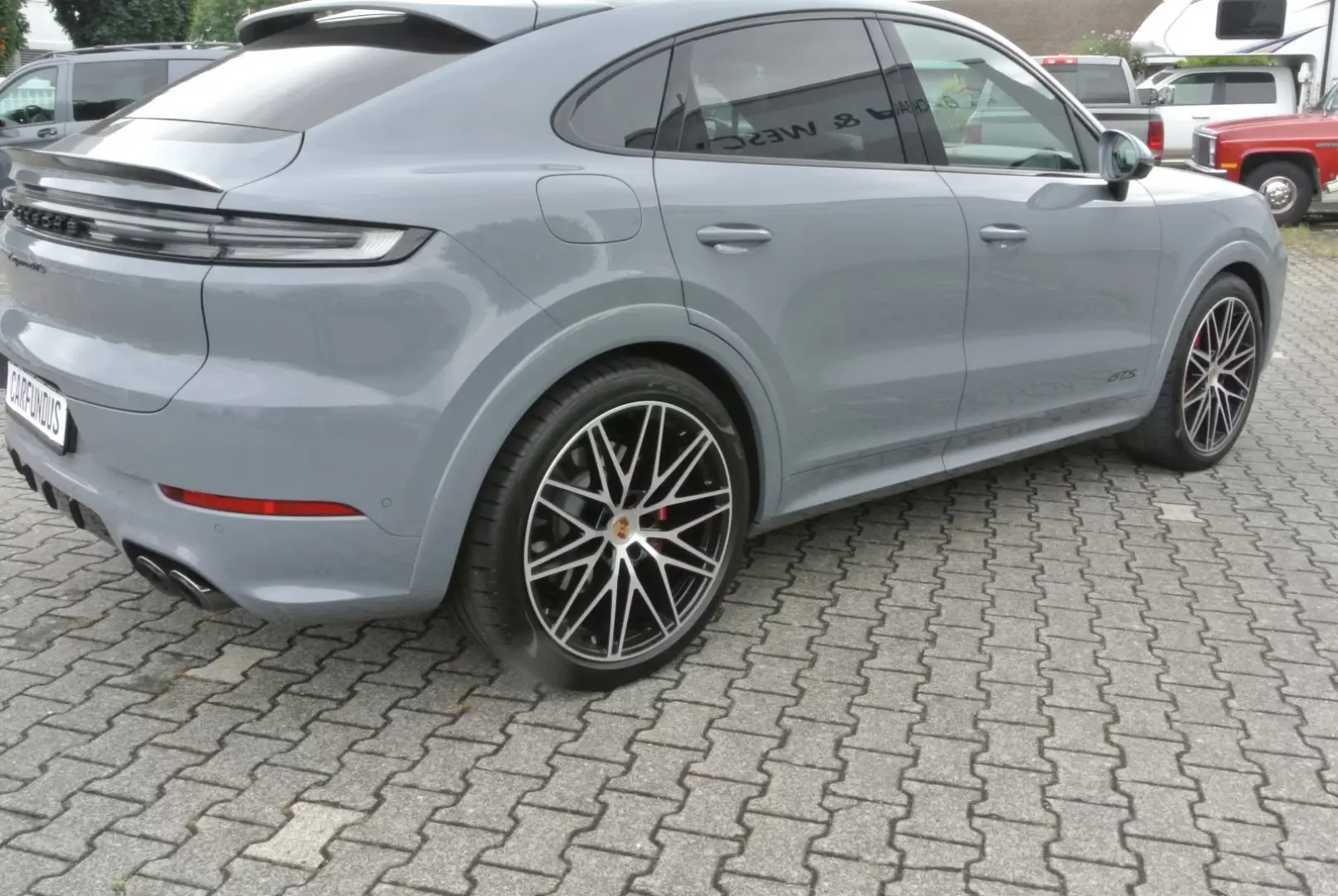 Porsche Cayenne Coupe GTS, afișaj artik / 3, 22