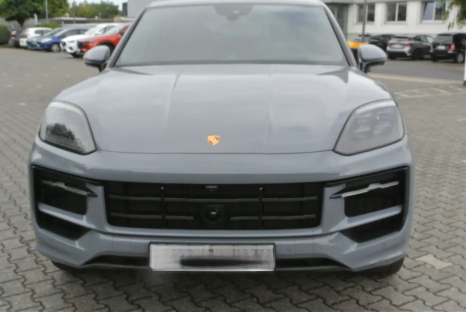 Porsche Cayenne Coupe GTS, afișaj artik / 3, 22