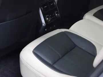 Range Rover Sport P400e Autobiography Dynamic