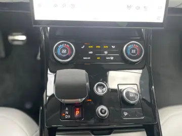 Range Rover Sport 3.0 D300/DYNAMIC SE/PANO/22