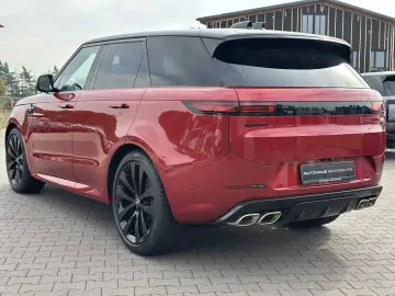Range Rover Sport P530 4.4 V8  First Edition
