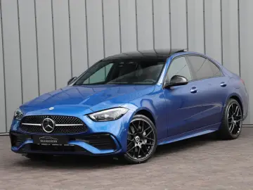 Mercedes-Benz  C 400 400e AMG 4-Matic    Pano   Keyles-g