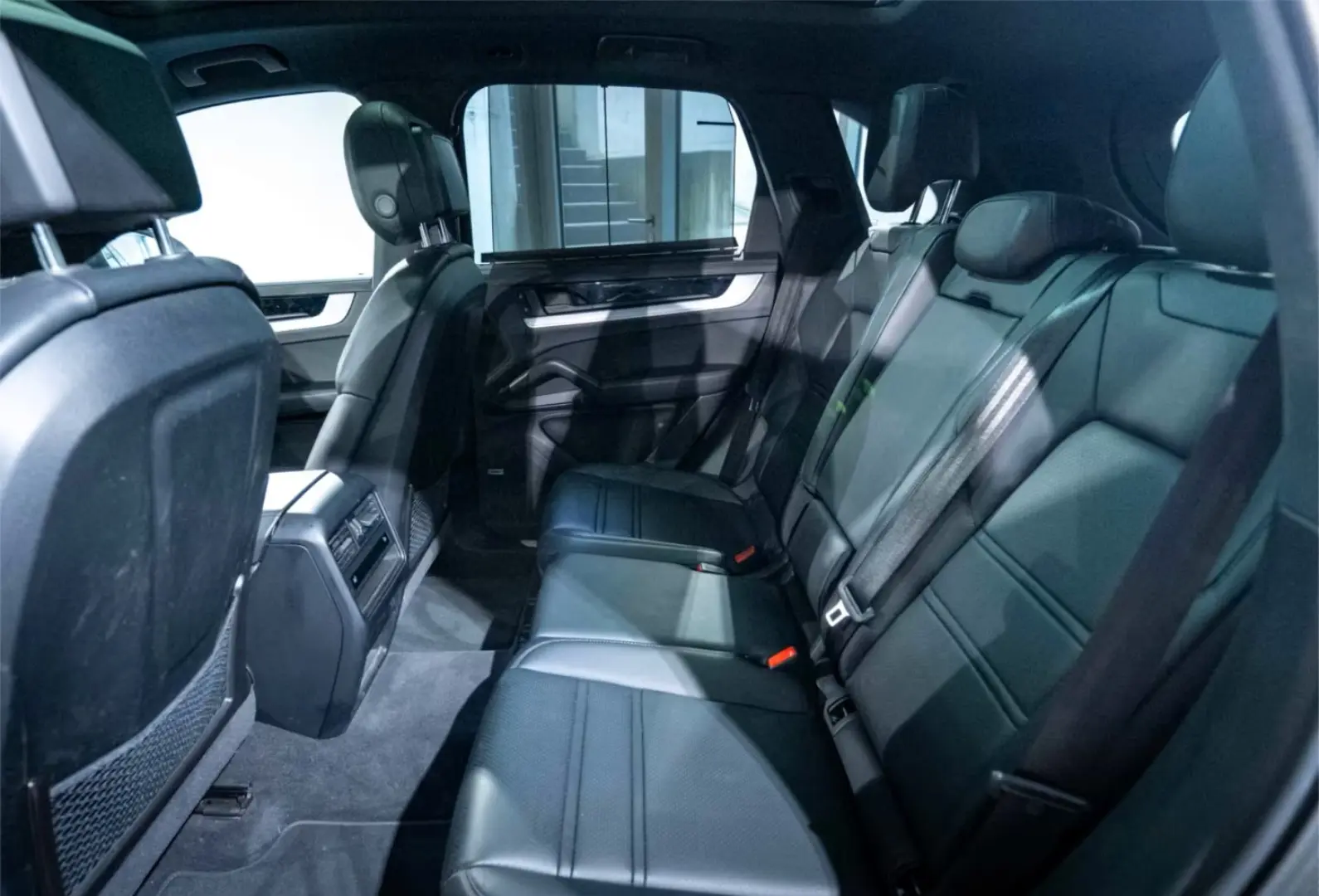 Cayenne E-Hybrid 360Kamera HUD hinten LenkradHZG