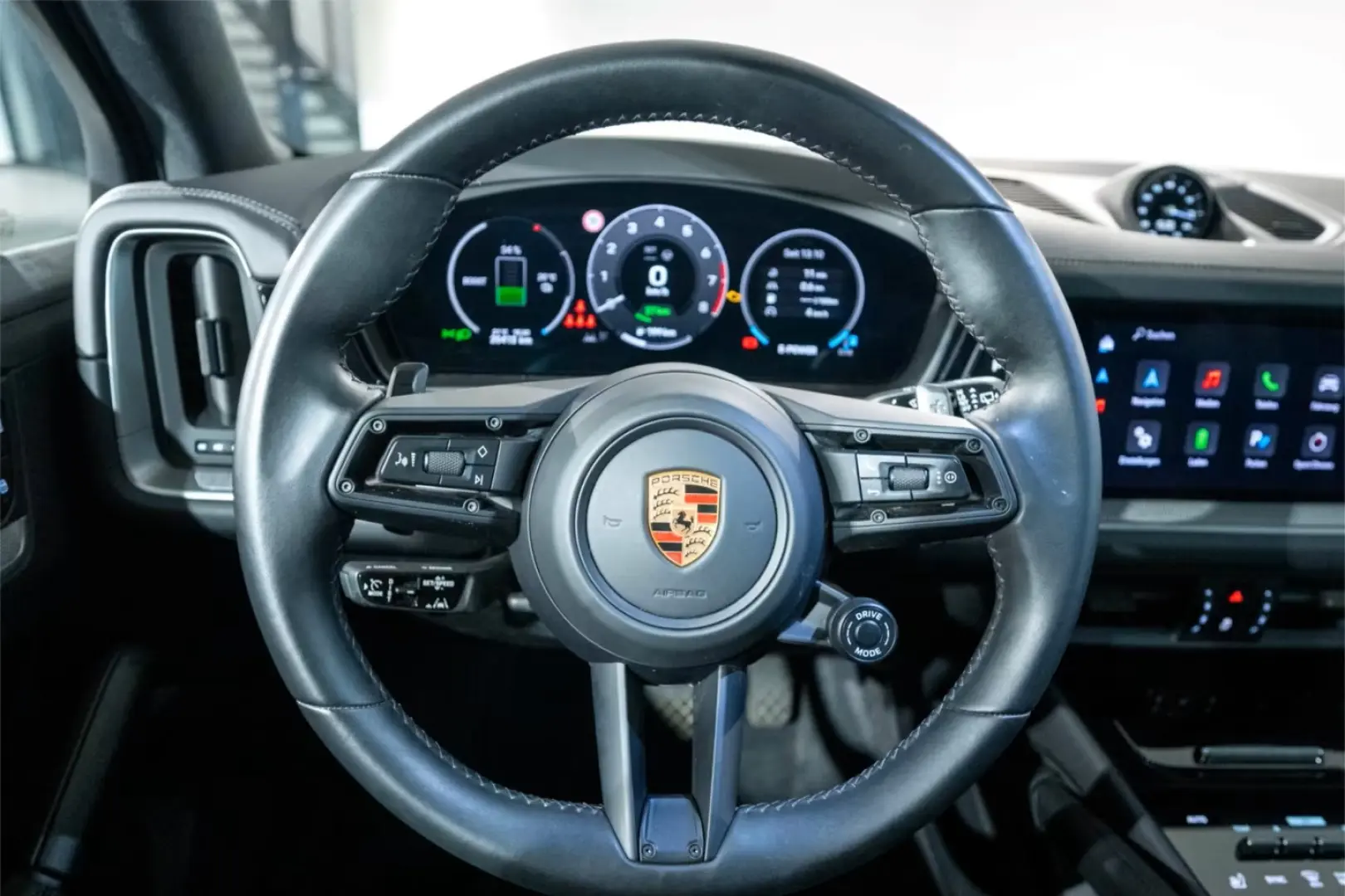 Cayenne E-Hybrid 360Kamera HUD hinten LenkradHZG