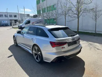 Audi RS6 4.0 TFSI tiptr. quattro -