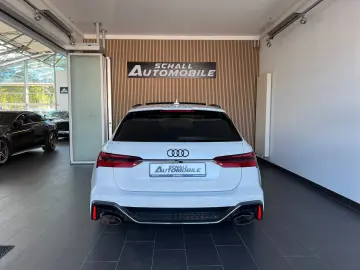Audi RS6 4.0 TFSI quattro *B&O/PANO/HUD/ACC/LUFT/