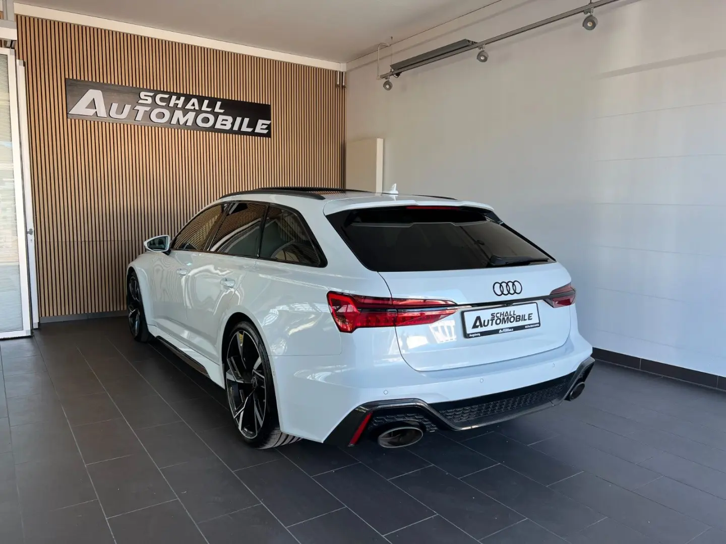Audi RS6 4.0 TFSI quattro *B&O/PANO/HUD/ACC/LUFT/