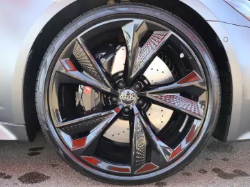Audi RS6 Avant 4.0 TFSI quattro Carbon ABT
