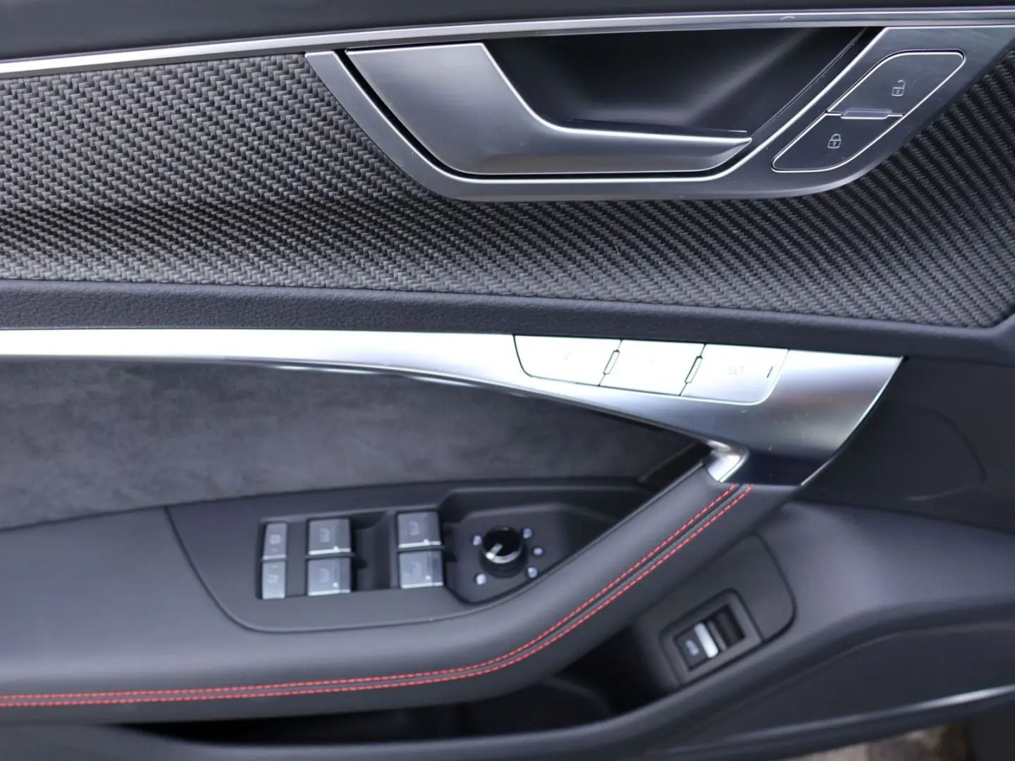 Audi RS6 Avant 4.0 TFSI quattro Carbon ABT