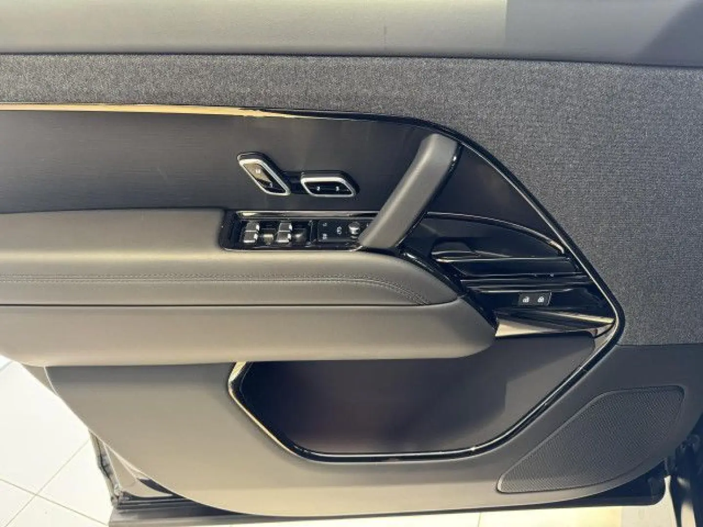 Range Rover Sport P460e Hybrid SE Dyn HUD AHK