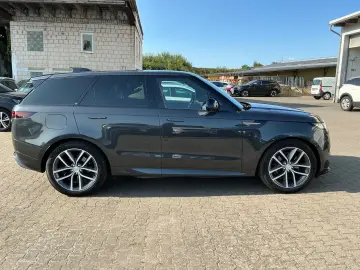 Range Rover Sport P440 Plug-In Dynamic Pano 22'