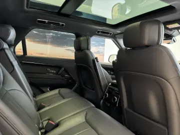 Range Rover Sport D300 SE Dyn. Black Pack HUD