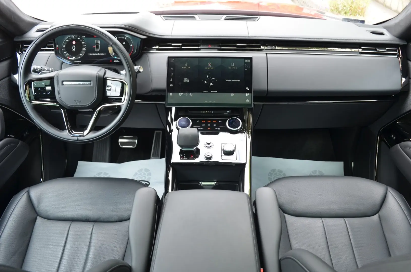 Range Rover Sport First Edition